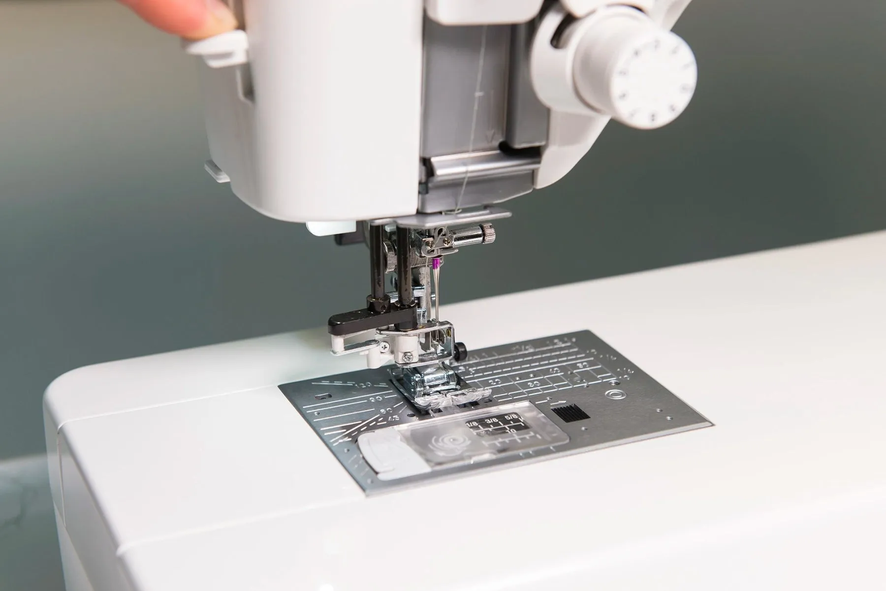 Janome Memory Craft 6700P Sewing and Quilting Machine