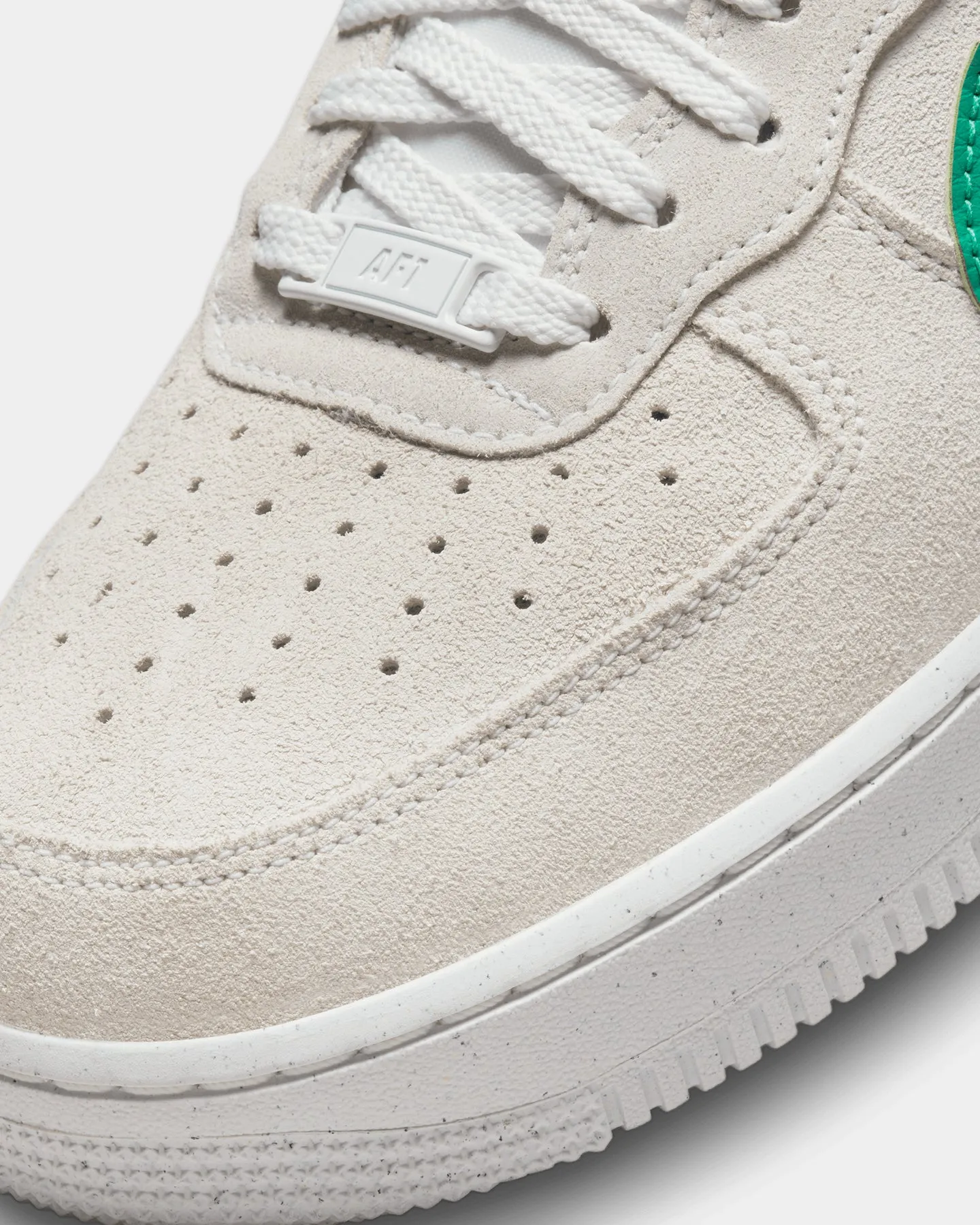Jordan Women's Air Force 1 High SE Summit White